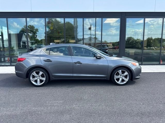 Used 2014 Silver Acura 2.0L image 2