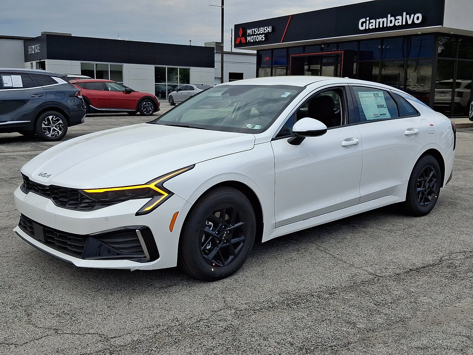 New 2026 White Kia LXS image 4
