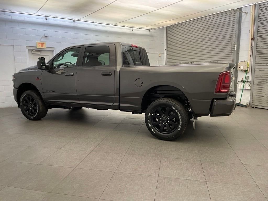 New 2026 Granite Crystal Metallic Clear-Coat Exterior Paint RAM Laramie image 8