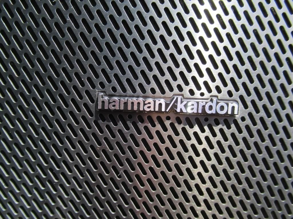 New 2026 Diamond Black Crystal Pearl-Coat Exterior Paint RAM RHO image 14