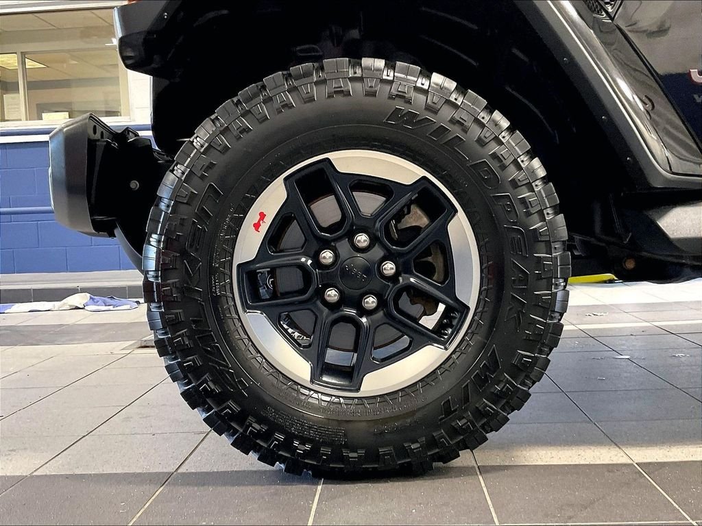 Used 2019 Black Jeep Unlimited Rubicon image 7