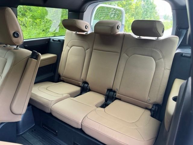New 2026 Fuji White Land Rover S image 16