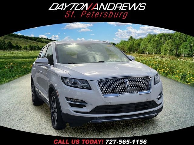 Certified Used 2019 White Lincoln Reserve image 1