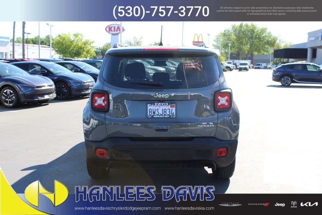2021 Jeep Renegade Sport photo 3
