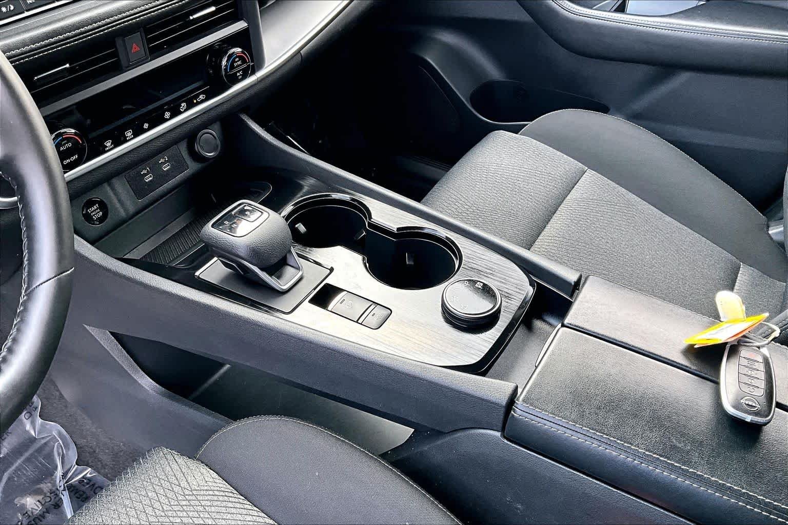 Used 2025 Gun Metallic Nissan SV image 17