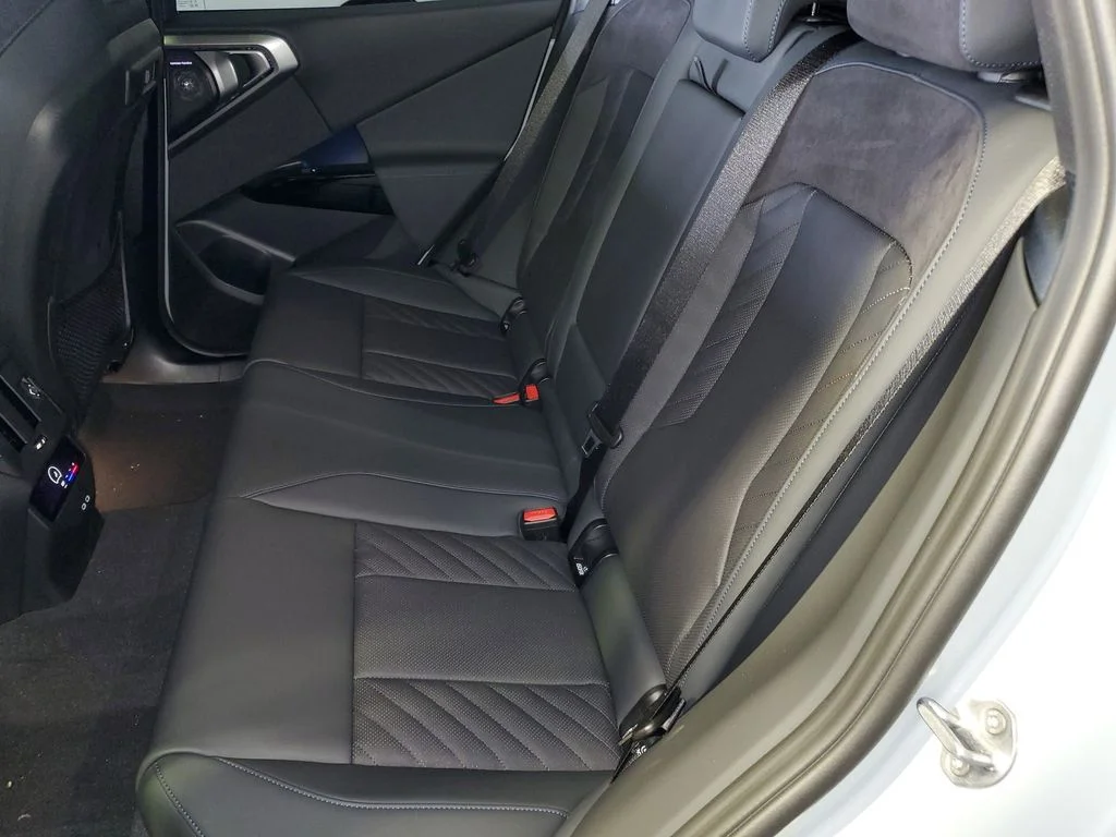 New 2026 Brooklyn Grey Metallic BMW 30 xDrive image 11