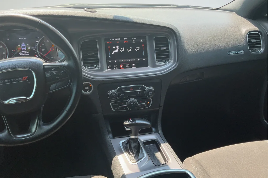 Used 2023 Gray Dodge SXT image 16