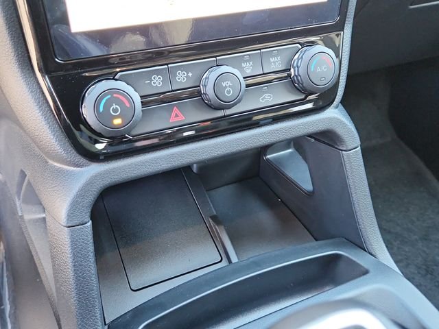 New 2025 Carbonized Gray Metallic Ford XLT image 20