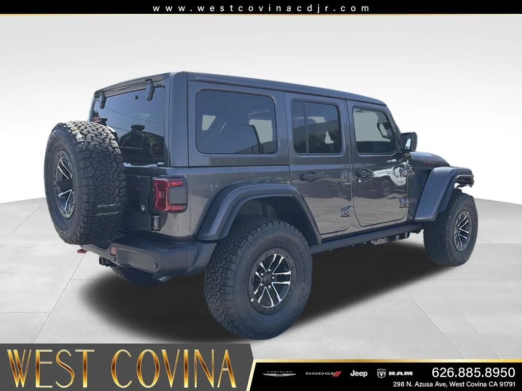New 2026 Granite Crystal Metallic Clearcoat Jeep Rubicon X image 7