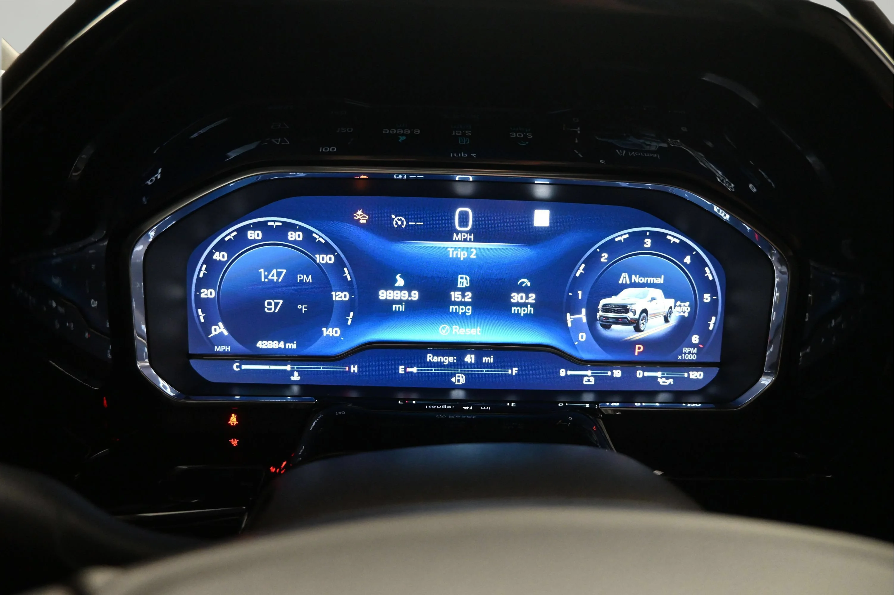 Used 2022 Silver Ice Metallic Chevrolet LT Trail Boss image 25