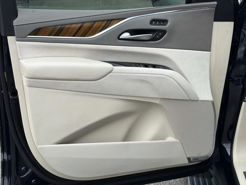 2023 Cadillac Escalade Premium Luxury Platinum - Photo 17