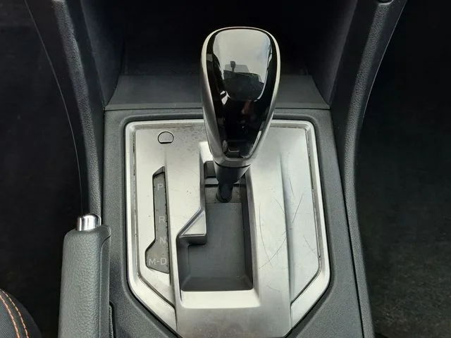 Used 2018 Silver Subaru 2.0i Premium image 23