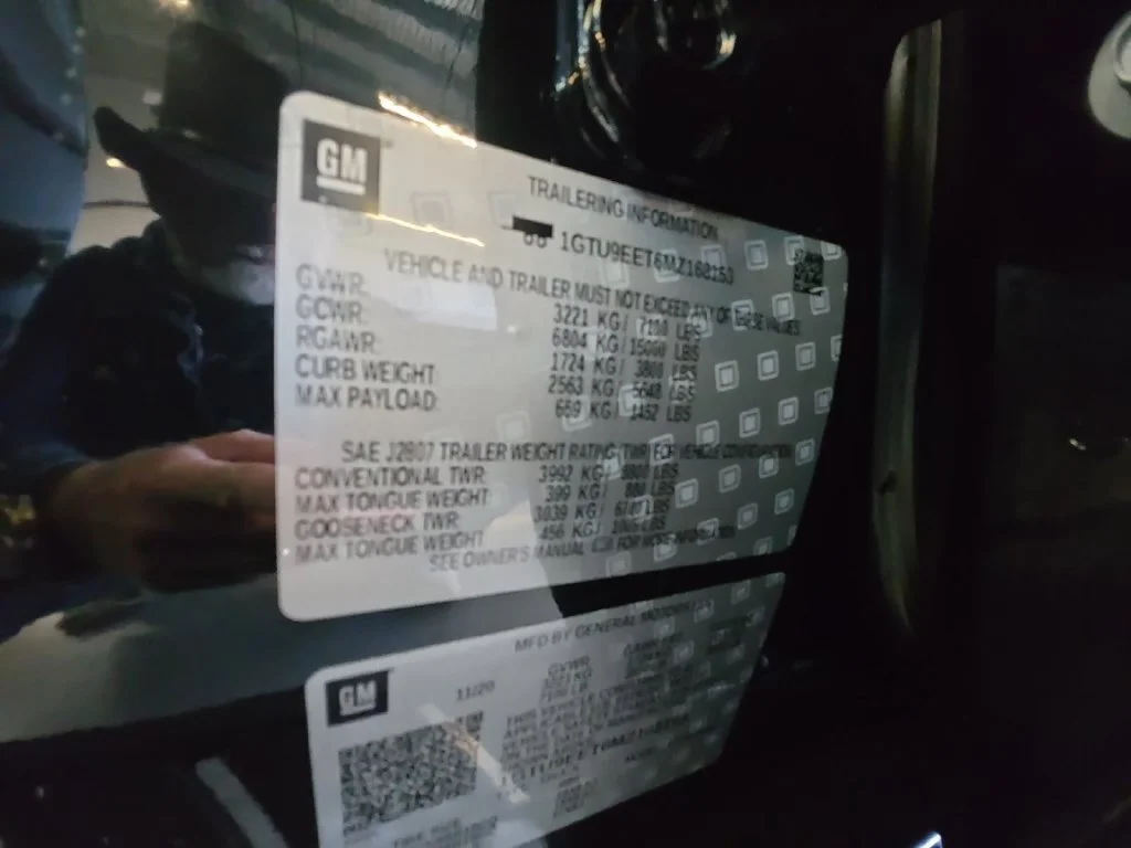 Used 2021 ONYX BLACK GMC AT4 image 31