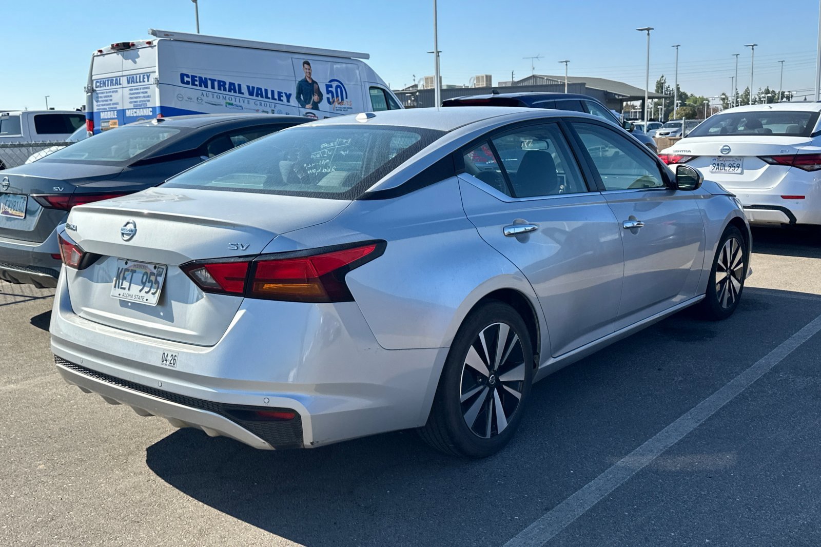 2022 Nissan Altima 2.5 SV photo 2