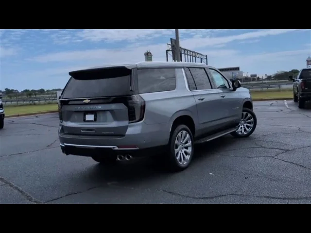 New 2026 Sterling Gray Metallic Chevrolet Premier image 32