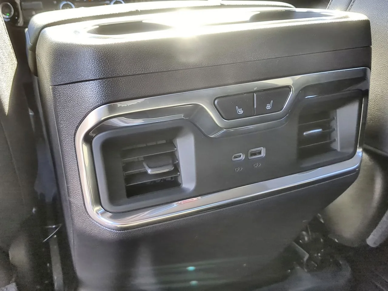 Used 2026 Onyx Black GMC SLT image 22