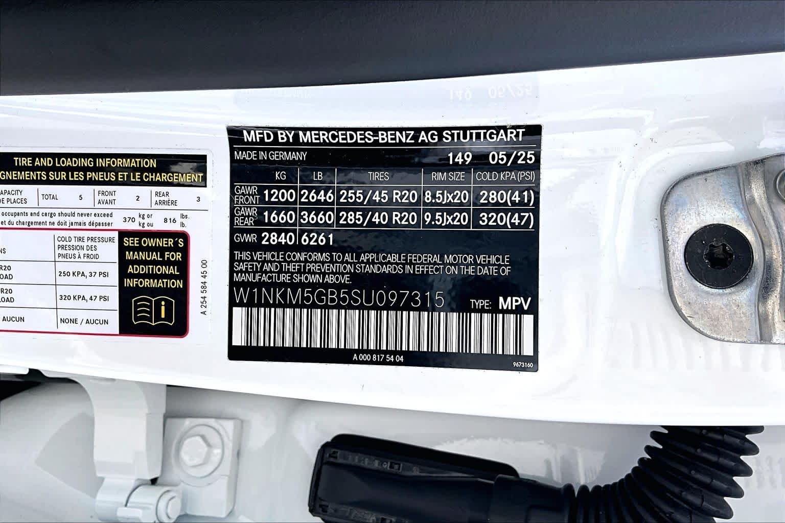 2025 Mercedes-Benz GLC Base - Photo 37