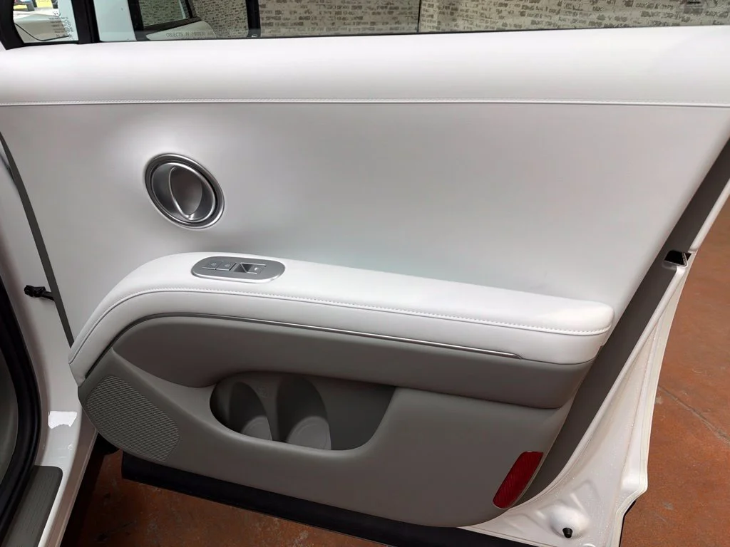 New 2027 Creamy White Pearl Hyundai SEL image 11