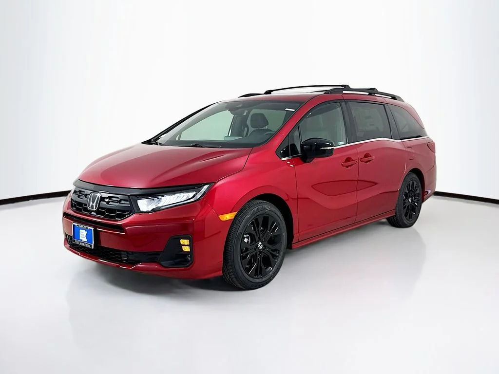 New 2026 Radiant Red Metallic II Honda Sport-L image 4