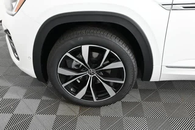2026 Volkswagen Atlas Cross Sport SEL Premium R-LINE - Photo 8