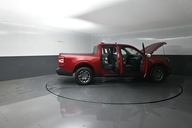 New 2026 Ruby Red Metallic Tinted Clearcoat Ford XLT image 40