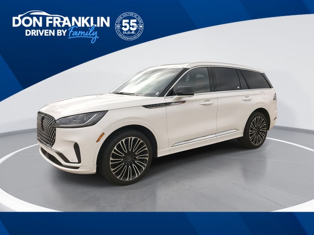 2025 Lincoln Aviator Black Label AWD's photo