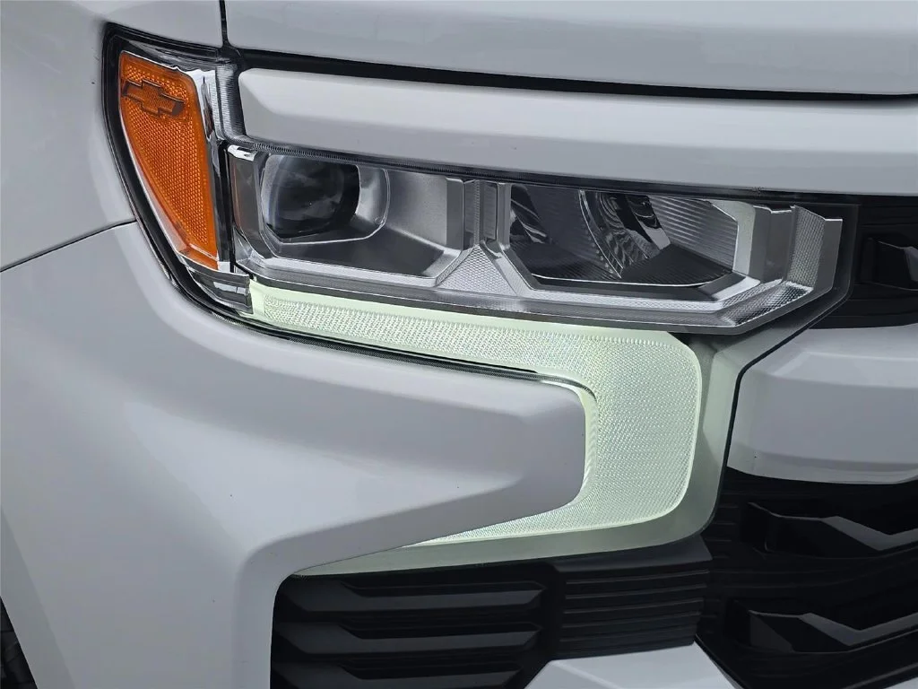 Used 2026 Summit White Chevrolet RST image 5