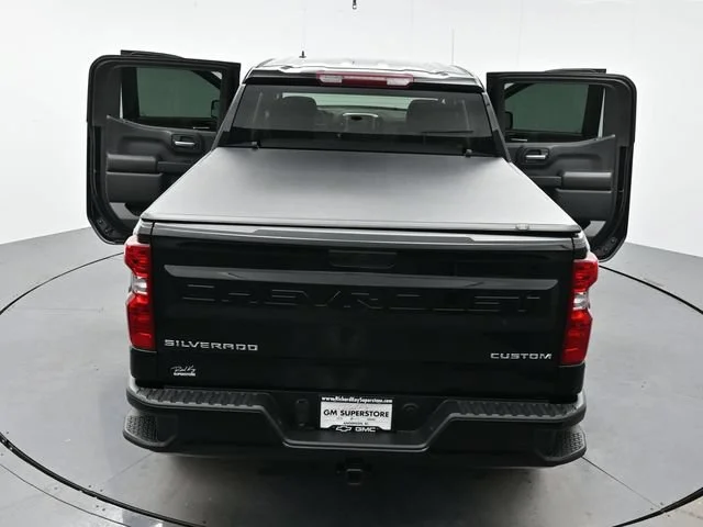 Used 2026 Black Chevrolet Custom image 39