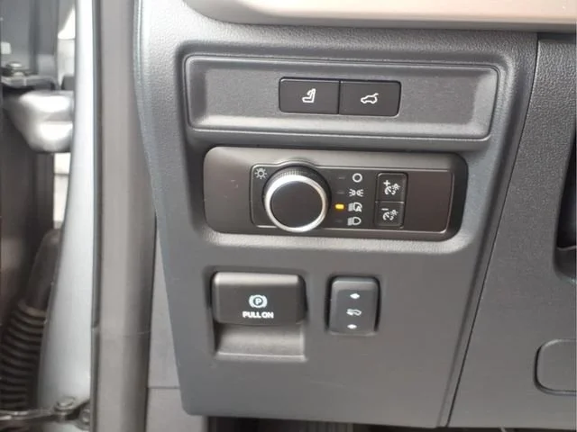 Used 2024  Ford XLT image 15