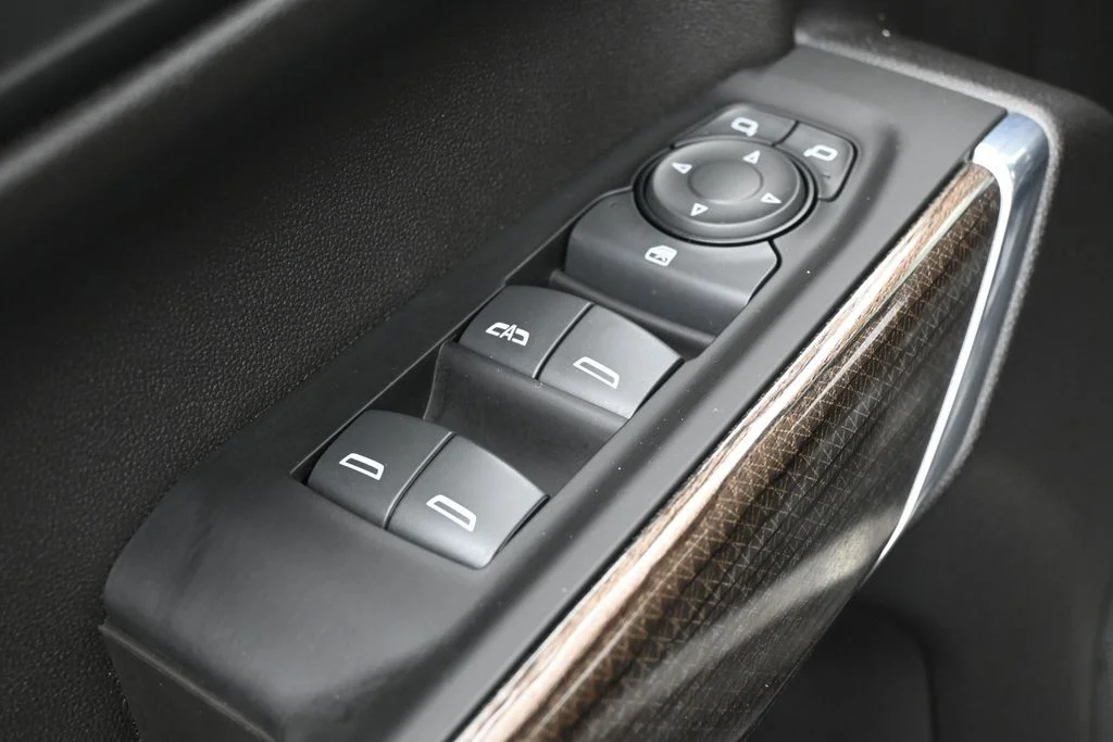 Used 2021 Black Chevrolet LT image 14