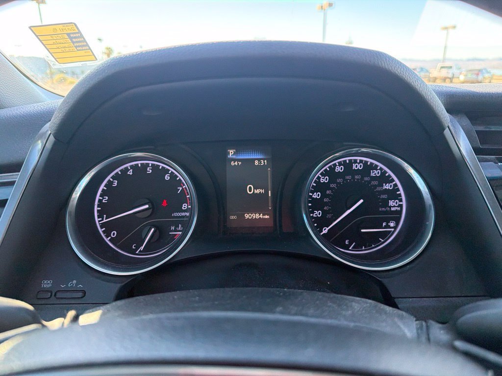 2019 Toyota Camry SE - Photo 8