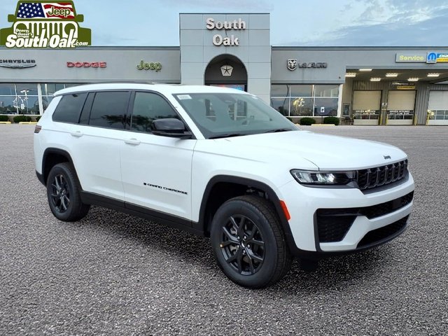 2027 Jeep Grand Cherokee L Laredo Altitude