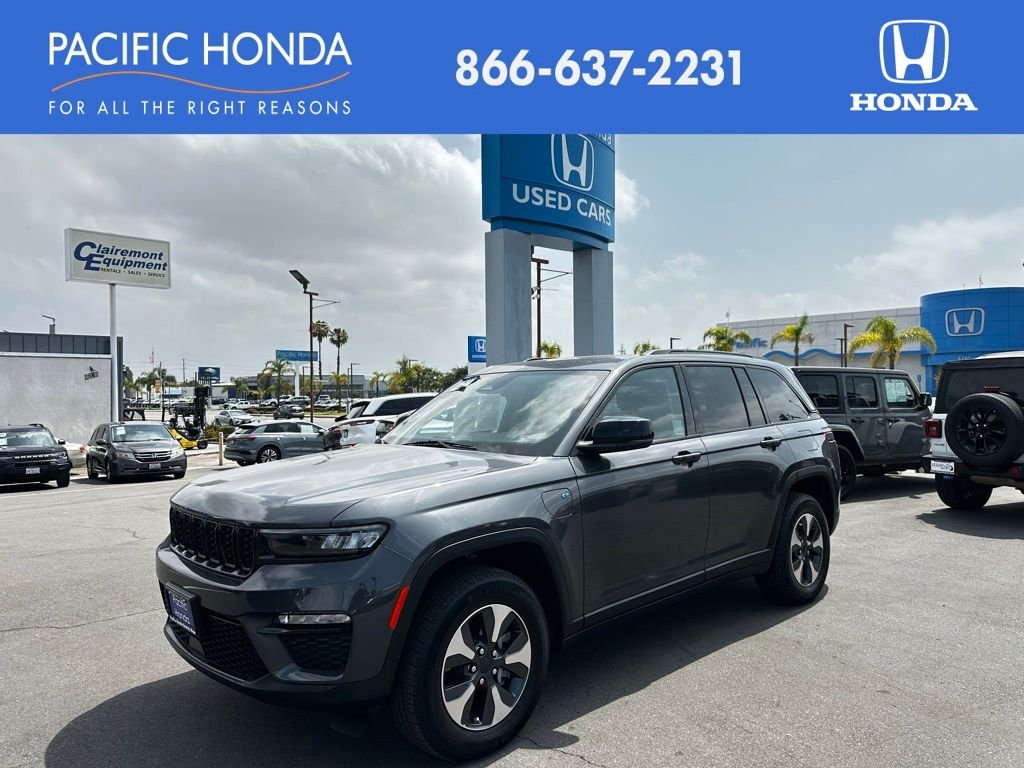 2022 Jeep Grand Cherokee 4xe 4x4's photo