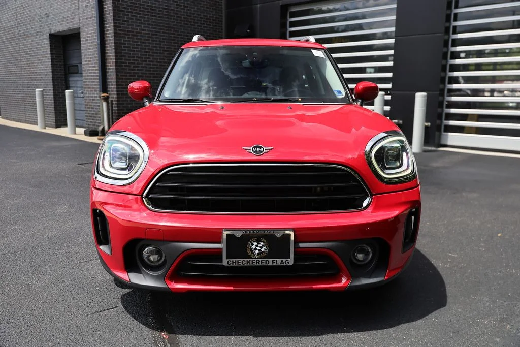 Used 2022 Chili Red MINI Signature image 13