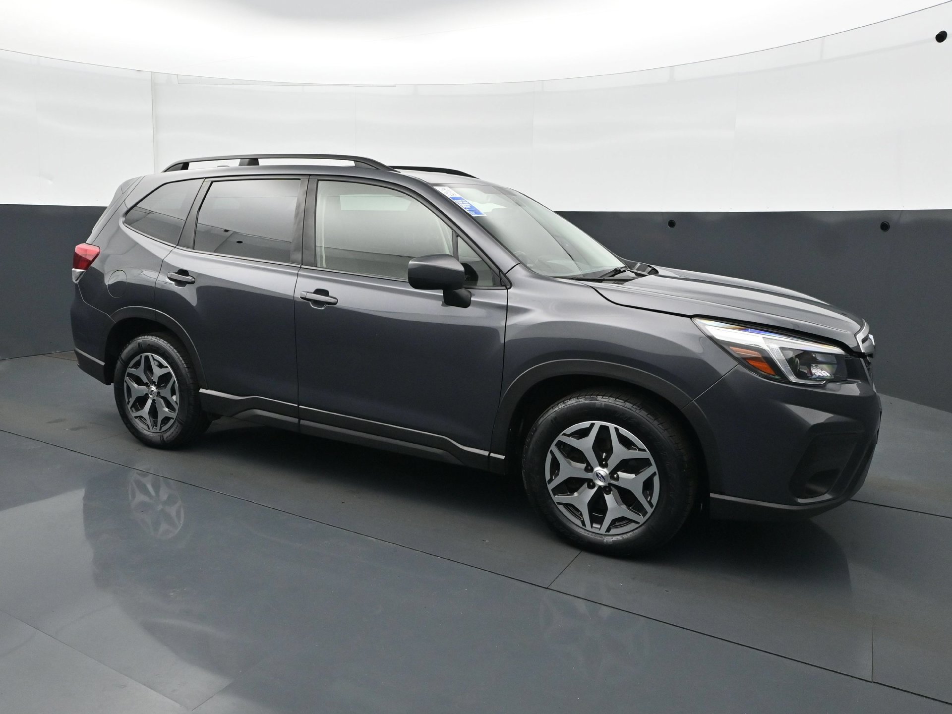 Used 2021 Magnetite Gray Metallic Subaru Premium image 9
