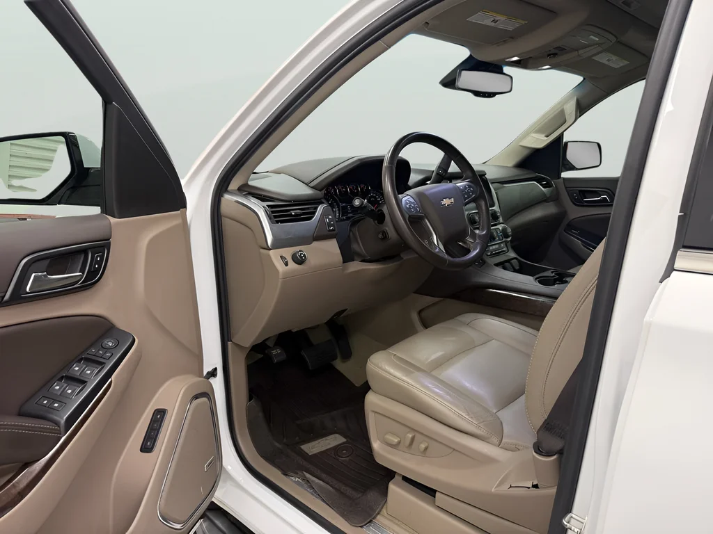 Used 2018 White Chevrolet LT image 26
