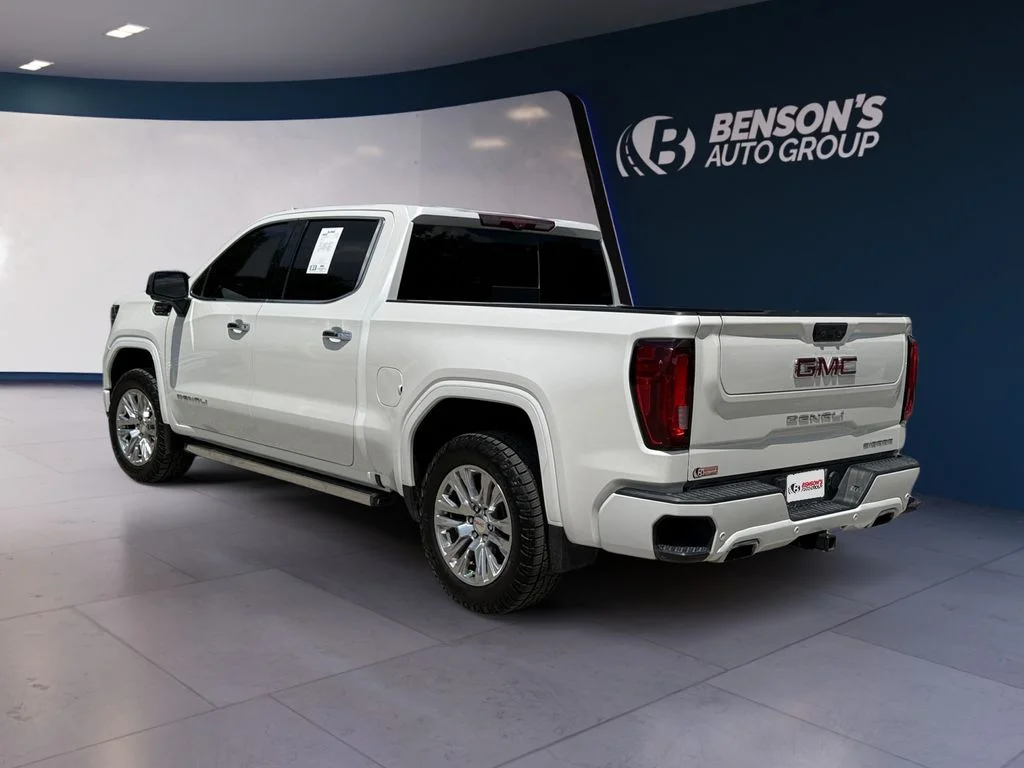 Used 2024 White GMC Denali image 3