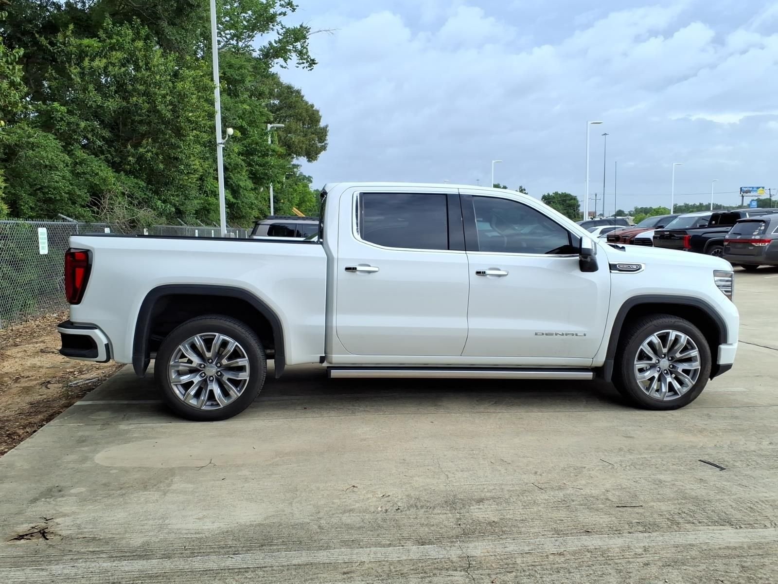 Used 2024 Summit White GMC Denali image 9