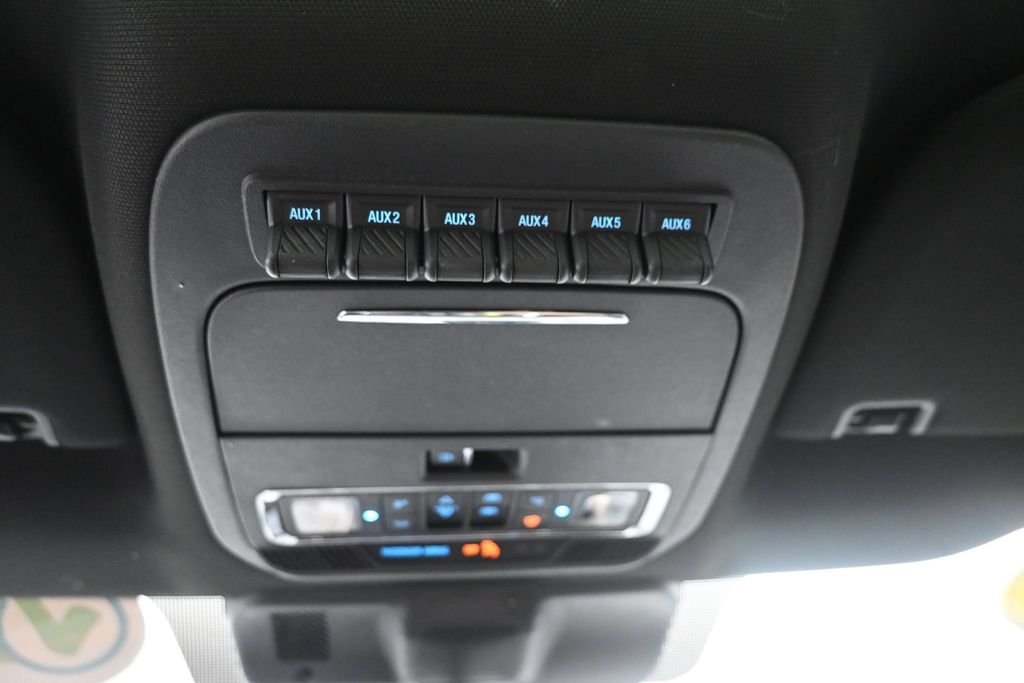 Used 2024 White Ford Raptor image 29