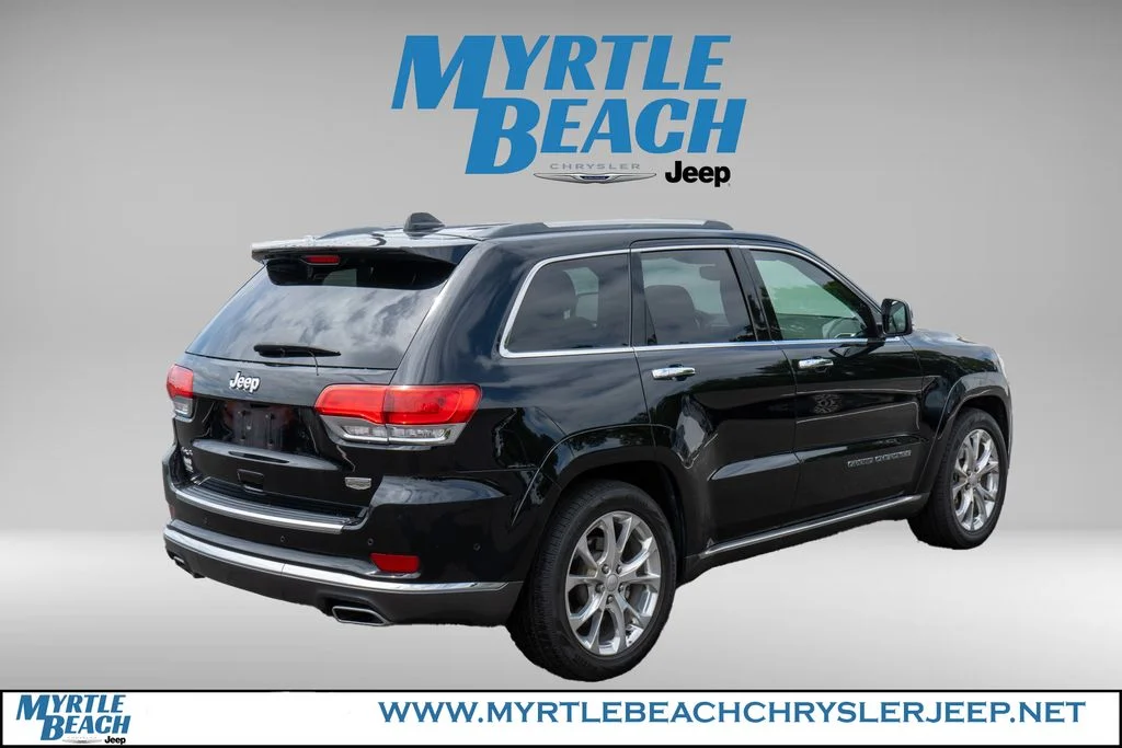 Used 2020 Diamond Black Jeep Summit image 6