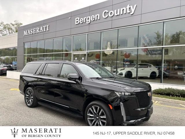 2023 Cadillac Escalade ESV 4WD Sport Platinum's photo
