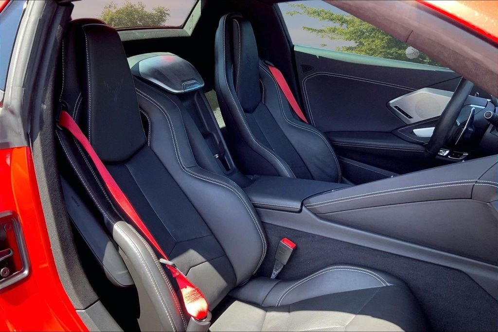 Used 2021 Red Chevrolet Stingray image 22