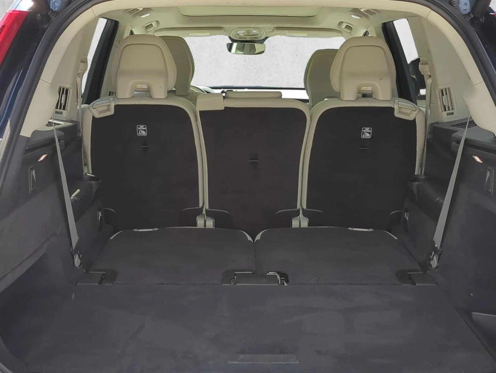 Used 2024 Blue Volvo Plus Bright Theme image 5
