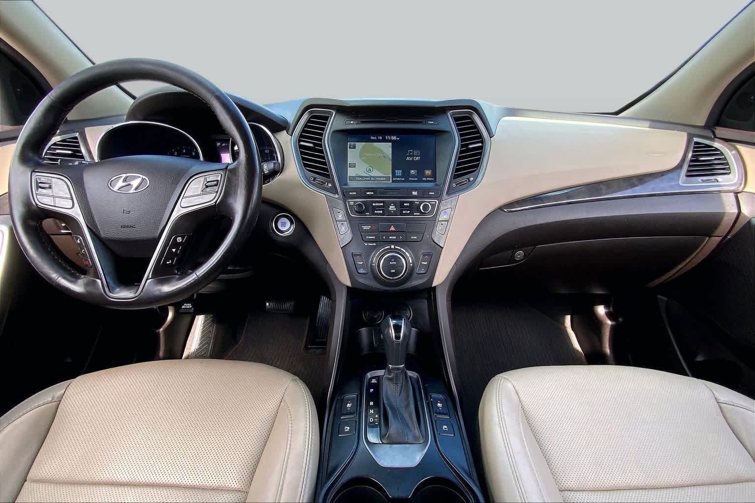Used 2017 Serrano Red Hyundai 2.4L image 15