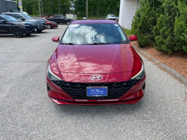 Used 2021 Scarlet Red Hyundai SEL image 3