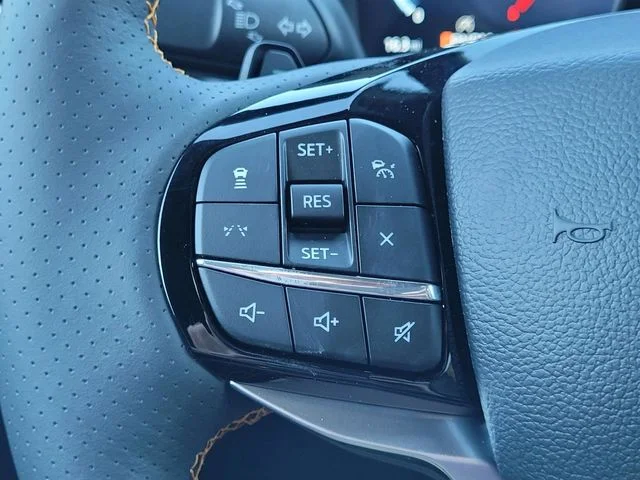 2026 Ford Explorer Tremor - Photo 18