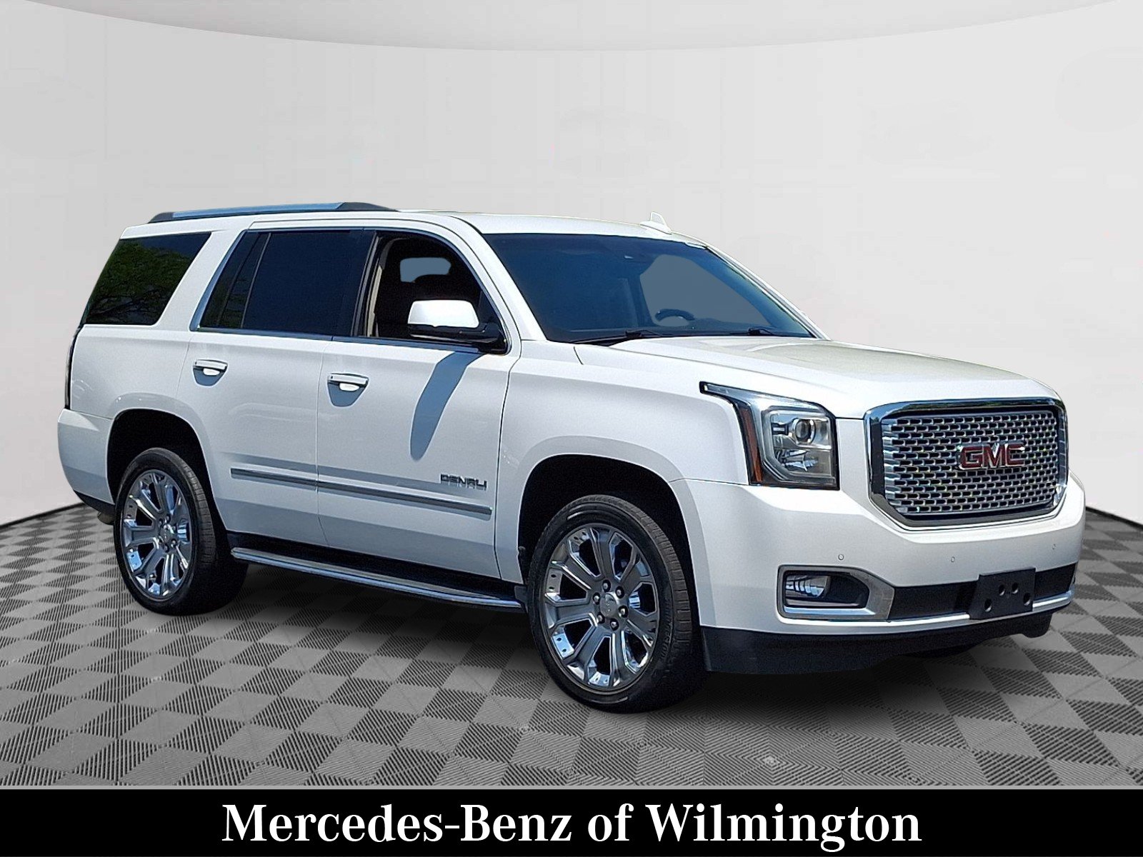 2016 GMC Yukon 4WD Denali's photo