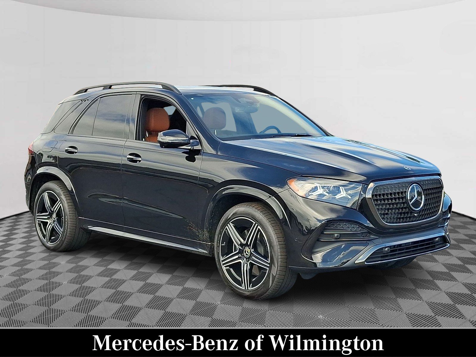 New 2027 Obsidian Black Metallic Mercedes-Benz GLE 350 image 1