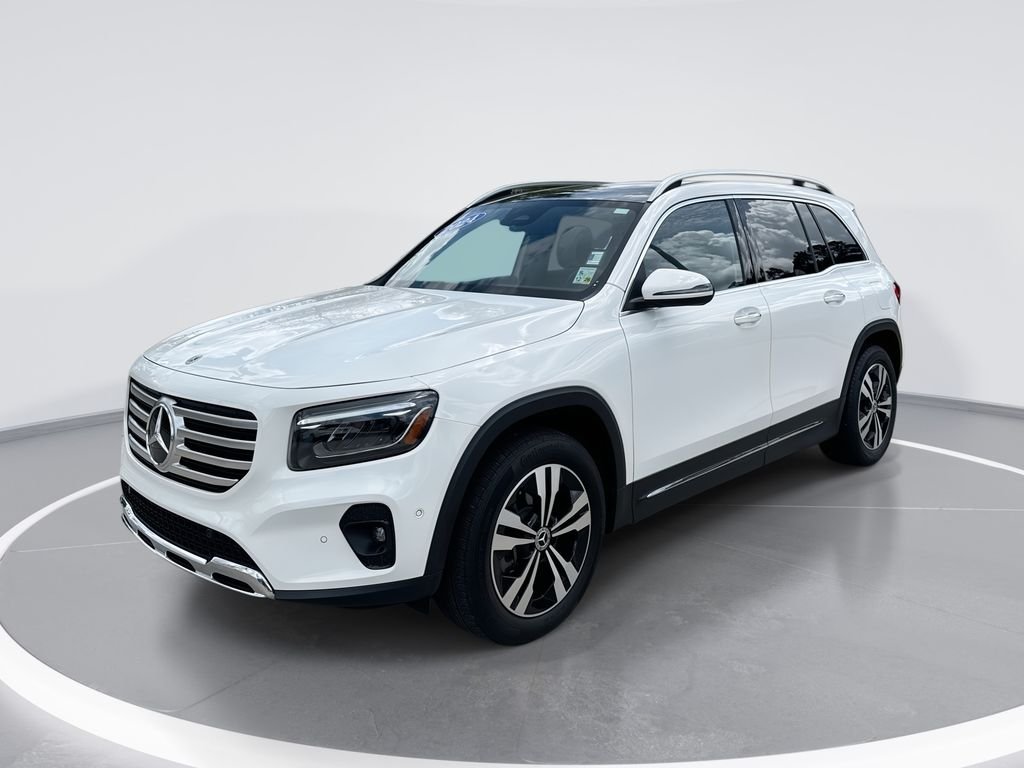 2025 Mercedes-Benz GLB GLB 250's photo