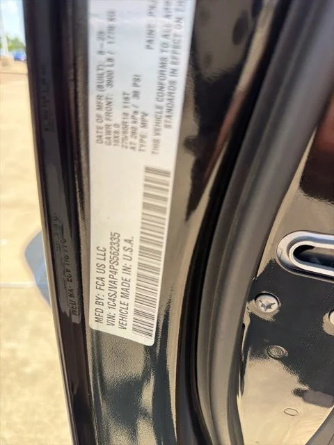 Used 2023 Black Jeep Base image 25